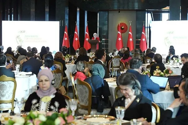 Emine Erdoğan: Küresel düzeyde somut adım atmazsak yaşam alanı kalmayacak