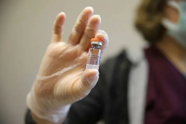 Meclis Başkanı Mustafa Şentop koronavirüs aşısı yaptırdı - 6