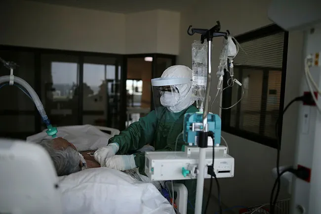 Bursa İl Sağlık Müdürü Dr. Yavuzyılmaz: İngiliz mutantının yayılım hızı fazla hastalık süreci hafif