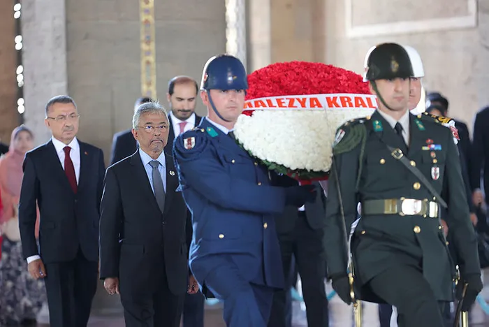 Başkan Erdoğan’dan Malezya Kralı Al-Mustafa Billah Şah’a Devlet Nişanı