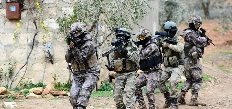 Afrin yolunda 2 köy daha alındı