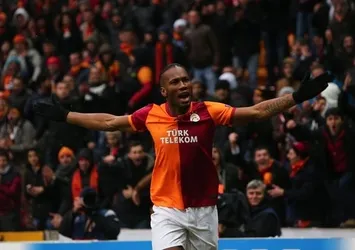 Didier Drogba futbola veda ediyor