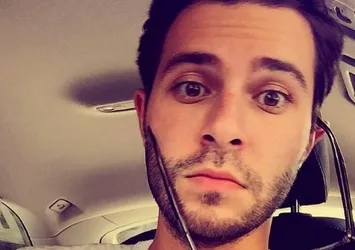 Hakan Sabancı'dan 3 ayrı adrese gül buketleri