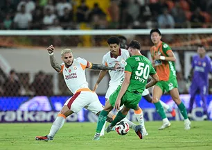 Alanyaspor - Galatasaray maçı sonrası sert sözler: Okan Buruk ne yaptığını bilmiyor