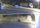 Ankarada otomobil kamyona çarptı; kaza kamerada: 4 ölü