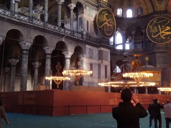 Ayasofya’da dev iskele 7 yıl sonra kaldırıldı | 'Serafim Melekleri' de yıllar sonra göründü - 4