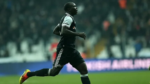 besiktastan-aboubakar-aciklamasi-yildiz-isim-trabzonspor-derbisinde-sahada-olacak-mi-1694855773463.jpg Beşiktaş'tan Aboubakar açıklaması! Yıldız isim Trabzonspor derbisinde sahada olacak mı? - 1