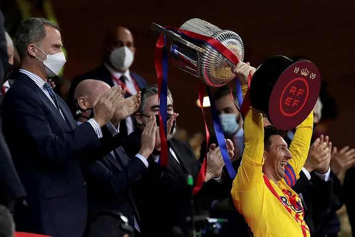 Son dakika: Arjantinli yıldız futbolcu Lionel Messi 5 yıl daha Barcelona'da - 2