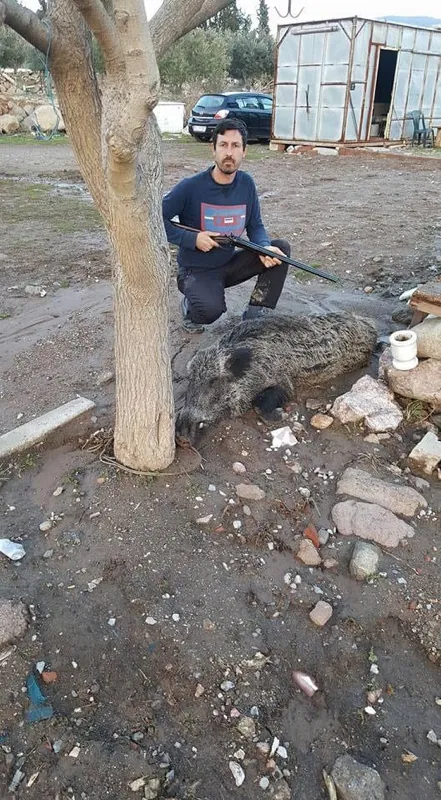 izmirde-kadin-cinayeti-bosanacagi-adliyeye-cenazesi-geldi-bihterin-katili-hakkinda-yeni-gelisme-1635058225960.jpg İzmir'de kadın cinayeti | Boşanacağı adliyeye cenazesi geldi! Bihter’in katili hakkında yeni gelişme - 5