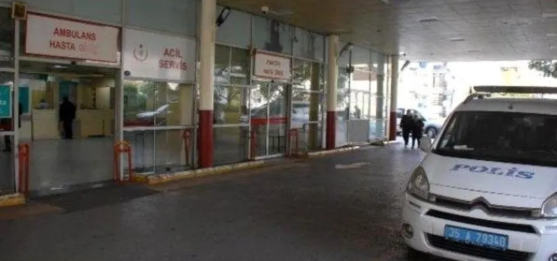 İzmir'de bıçaklı saldırı: 1'i ağır 3 yaralı