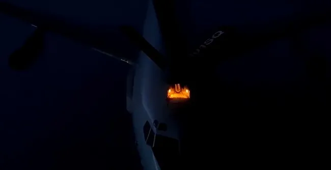 MSB paylaştı! NATO uçağına ilk kez gece görevi esnasında yakıt ikmali yapıldı - 2