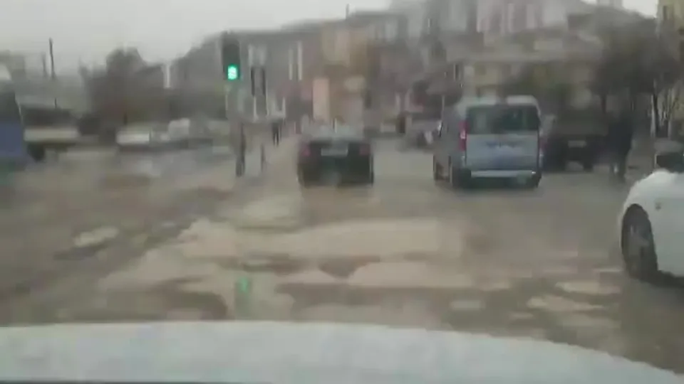 AK Partili Mamak Belediye Başkanı Murat Köse’den Mansur Yavaş’a tepki: Mamak halkına ceza mı veriyorsunuz?