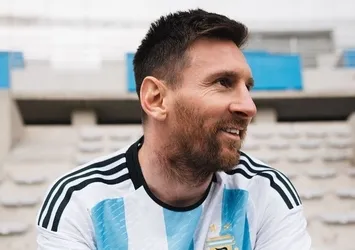 İşte Arjantin'in 2022 Dünya Kupası forması! Messi bu fotoğrafla duyurdu | 2022 Dünya Kupası ne zaman başlayacak?