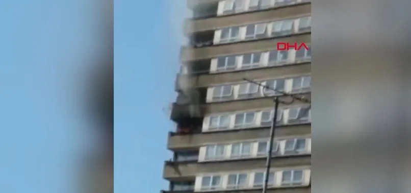 Son Dakika Londra Da Korkutan Yangin