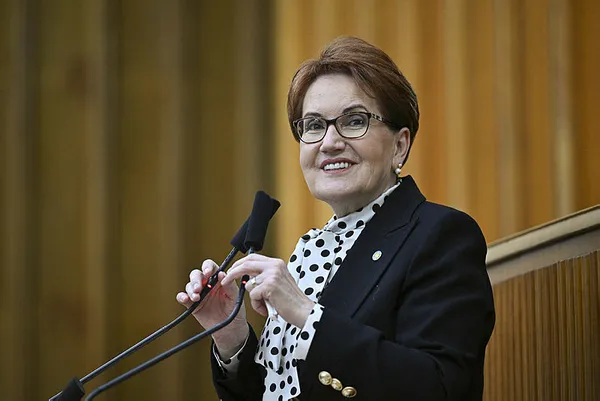 Aktörler farklı hikaye aynı! İYİ Parti ile CHP yeniden pazarlık masasına oturuyor! Bu ne yaman çelişki Akşener?