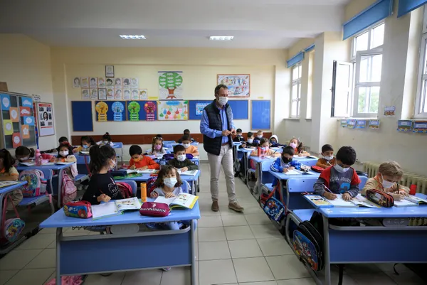 Milli Eğitim Bakanı Mahmut Özer'den yüz yüze eğitim açıklaması! Süreç kontrollü şekilde devam ediyor - 5