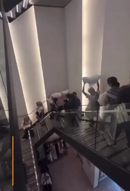 İspanyol markası ZARA’ya unutulmayacak Gazze dersi! Avusturalya’da sıra dışı boykot: Soykırımın kanlı yüzü böyle gözler önünü serildi