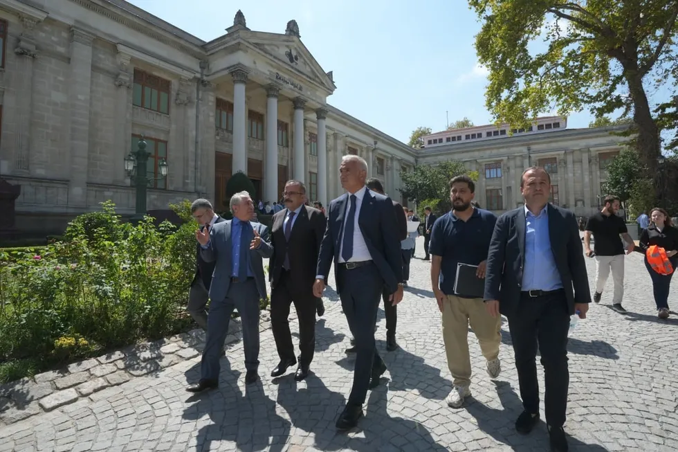 İstanbul Arkeoloji Müzeleri yenilendi; 54 bin çini ayrı müdahale paftalarıyla restore edildi - 5