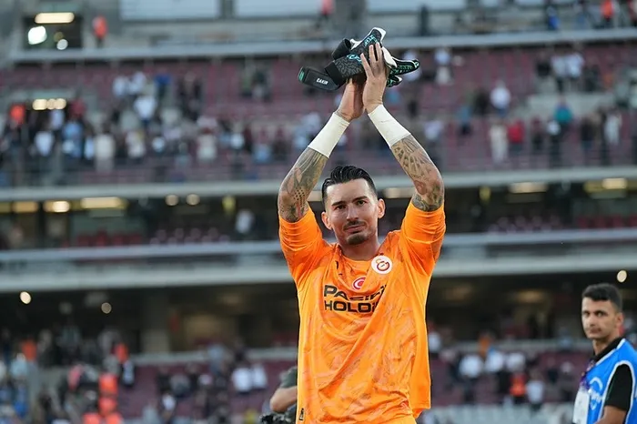 galatasaray-kaldigi-yerden-devam-etti-cimbom-3-puani-2-golle-aldi-1757787709078.jpeg Fotoğraf (AA)