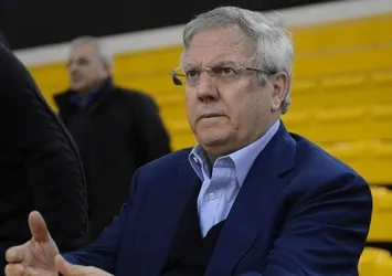 Aziz Yıldırım açıkladı! Fenerbahçe Pereira ile devam edecek