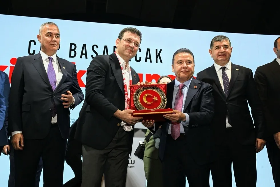 Muhittin Böcek: "Bu süreçte dost bildiklerimizin yanlış yaptığını gördüm" - 3
