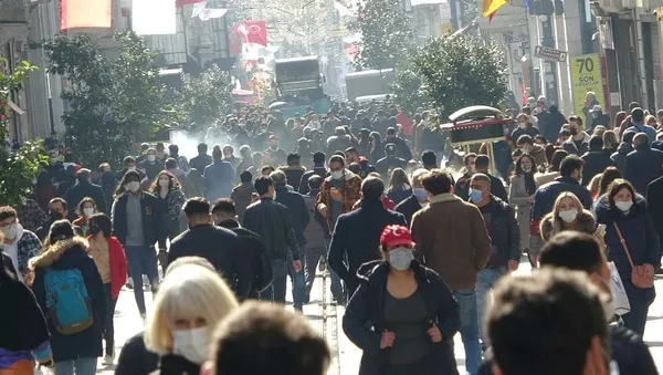 Son dakika: Sağlık Bakanı Fahrettin Koca en çok vaka artışı olan illeri açıkladı - 12