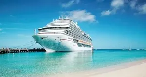 Oosterdam, Alanya Limanı’na demirledi