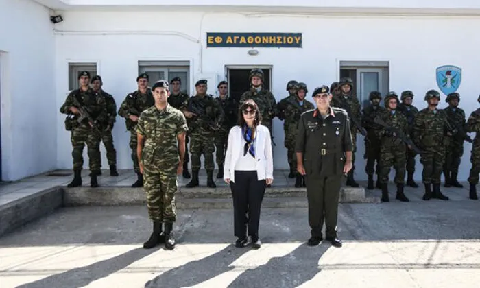 Yunan Cumhurbaşkanı Sakellaropulu’ndan tahrik: Eşek Adası’nı ziyaret etti