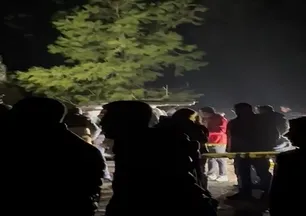 Mezarlıkta korkunç saldırı! 2 genç park halindeki araçta ölü bulundu