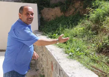 Evine girmeye çalışan yılanı öldüren adama 2 bin 141 lira ceza