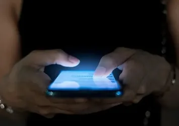 Dizi ve sinema sektöründeki mafya düzeni ifşa oldu! Yüksek komisyon için WhatsApp'tan organize hareket etmişler