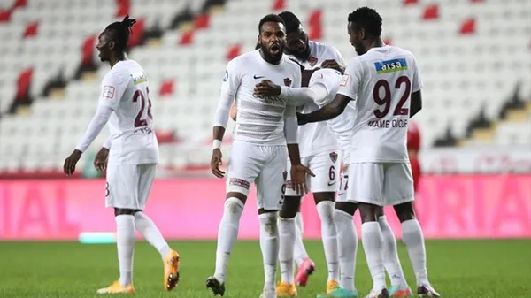 Türkiye Futbol Federasyonundan son dakika yabancı sınırı kararı! Yeni yabancı sınırı kuralı nasıl olacak?