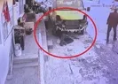 Bir anda çalışan kamyonet altında kaldı