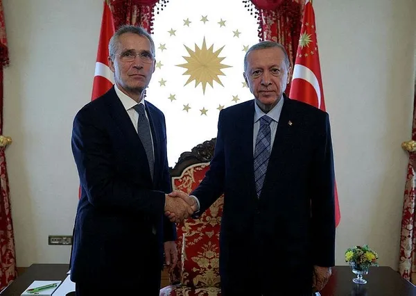 ajanslar-son-dakika-olarak-duyurdu-istanbuldaki-kritik-zirve-dunya-gundeminde-nato-turkiyenin-yanitini-bekliyo-1685944812747.jpeg Ajanslar "son dakika" olarak duyurdu! İstanbul'daki kritik zirve dünya gündeminde: NATO Türkiye'nin yanıtını bekliyor - 1