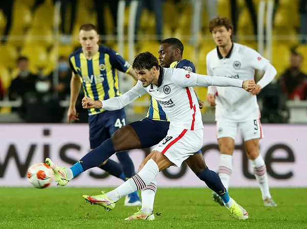 Fenerbahçe: 1 Eintracht Frankfurt: 1 MAÇ SONUCU | Kadıköy’den eşitlik çıktı