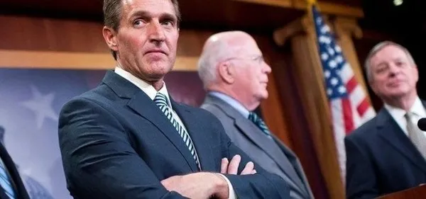 abd-buyukelcisi-flake-turkiyenin-ukraynadaki-destegi-oynadigi-kuresel-rolun-bir-baska-ornegidir-1687383065050.jpg Seçim öncesi Kılıçdaroğlu'nun kapısını çalan ABD’li Flake'den 'U' dönüşü! Türkiye'ye övgü dolu sözler… - 6