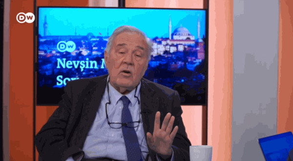 İlber Ortaylı’dan Nevşin Mengü’ye tarih dersi! Skandal haberi savunayım derken rezil oldu