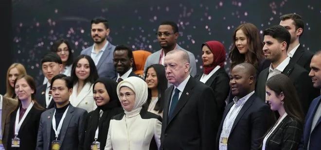 Antalya Diplomasi Forumu’na katılan Emine Erdoğan’dan barış ve dayanışma çağrısı