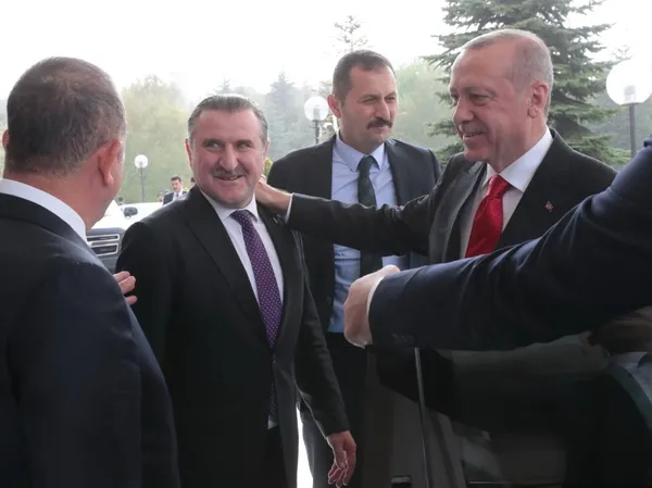 18-25 yaş arası gençlere ücretsiz müzekart! Gençlik ve Spor Bakanı Osman Aşkın Bak müjdeledi