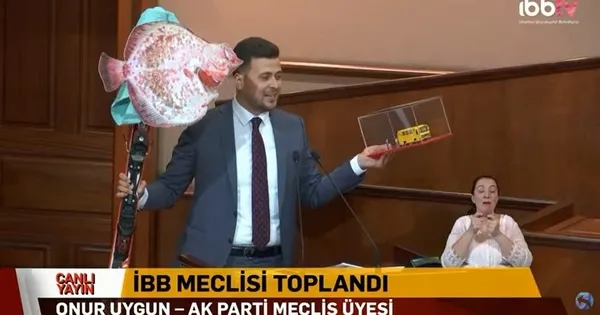 İBB Başkanı Ekrem İmamoğlu öğrenci ulaşım indirimini veto etti