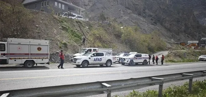 Zap Suyu'nda mahsur kalan 4 kişi kurtarıldı