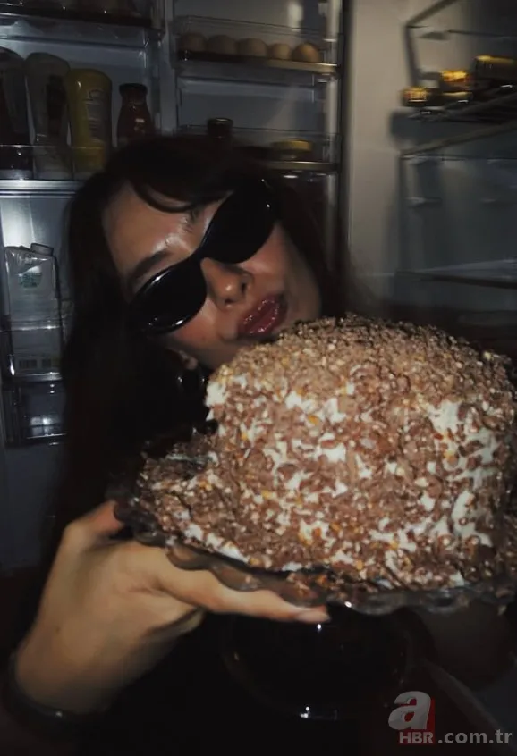 Neslihan Atagül mutfakta döktürdü: "Bayram pastası hazır" 5