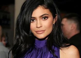 Kylie Jenner’ı makyajsız görenler şok oldu! Tanınmaz halde
