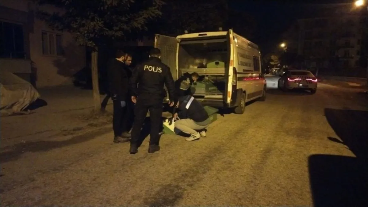 Çorum'da akılalmaz olay! Not bırakıp evini yaktı: Kendi ve oğlu can verdi