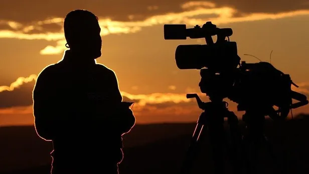 İnternet habercilerine Sarı basın Kartı verilecek mi? İnternet habercileri için Sarı Basın Kartının şartları neler?