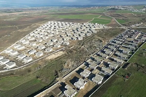 CHP'li Büyükçekmece Belediyesi'nin ölüm villaları | Her gün yeni bir skandal! Yapıları şehit mezarlarının üstüne dikmişler - 6