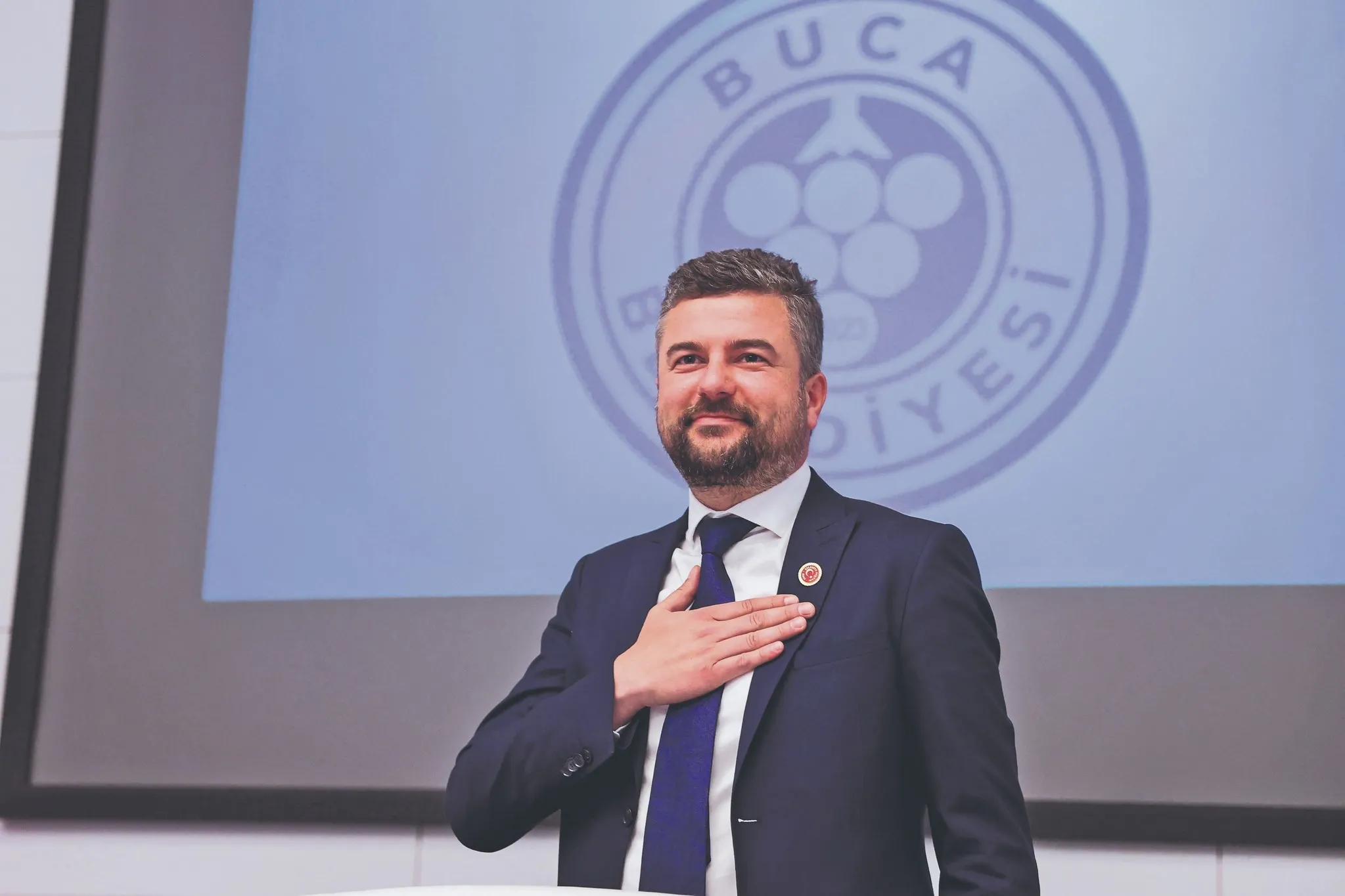 Buca Belediyesi'ne yolsuzluk soruşturmasında yeni detaylar! WhatsApp'taki kirli pazarlık dosyada