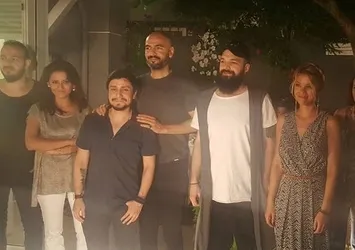 Genç popçular İyi İşler Yapım’ın iftar yemeğinde!