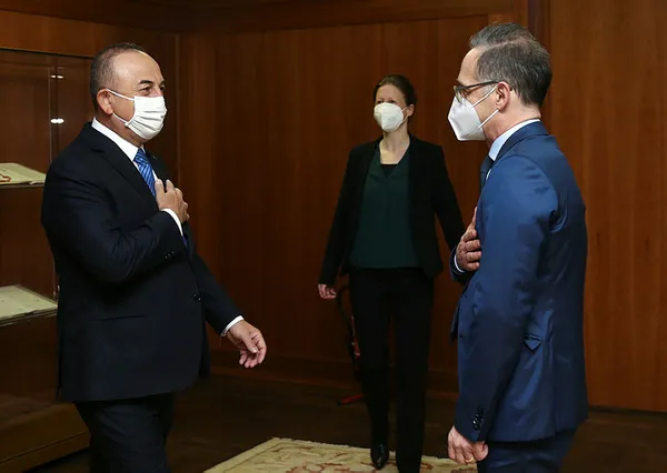Son dakika: Bakan Mevlüt Çavuşoğlu'ndan Almanya'da flaş açıklamalar! Vize serbestisi ve AB'ye üyelik mesajı - 7