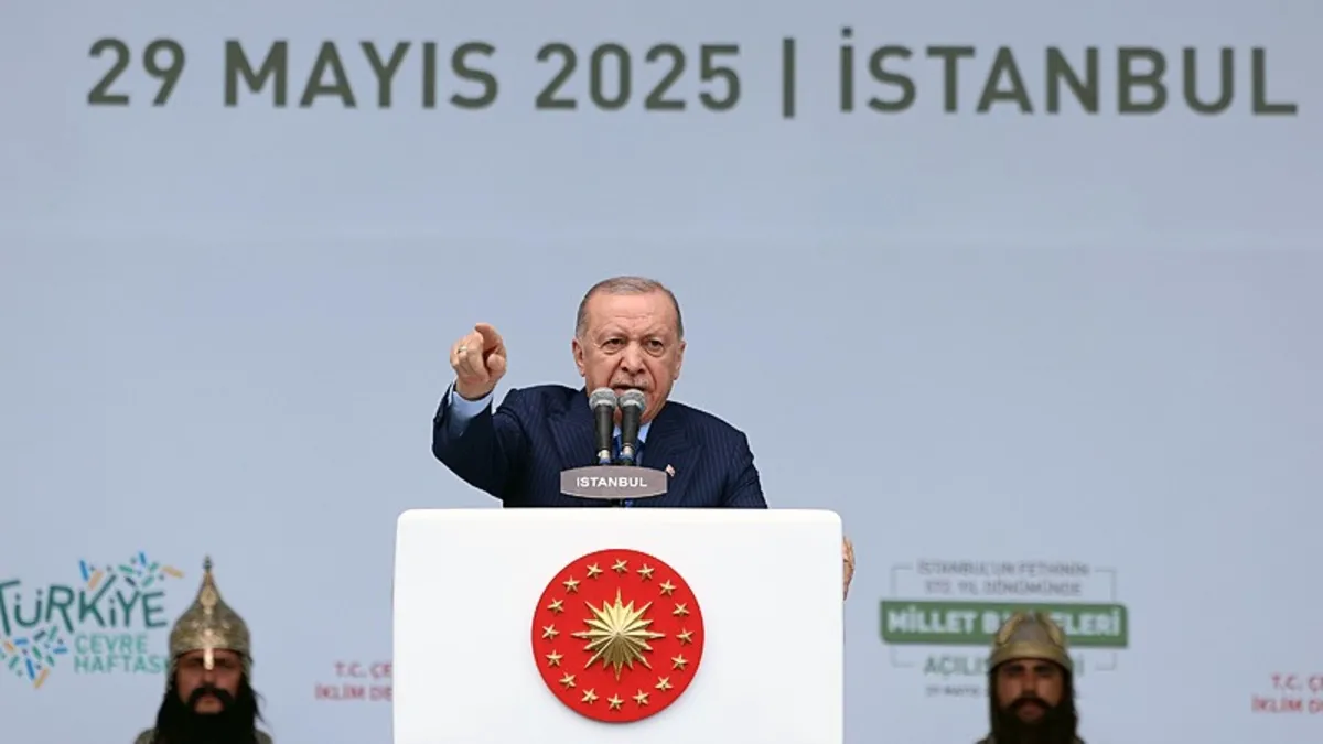 Başkan Erdoğan'dan CHP'ye gönderme: Bunların en sevdiği yeşil Benjamin Franklin yeşili